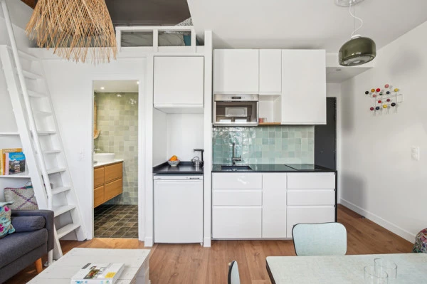 Réunion deux chambres de service, création studio Asnières sur seine