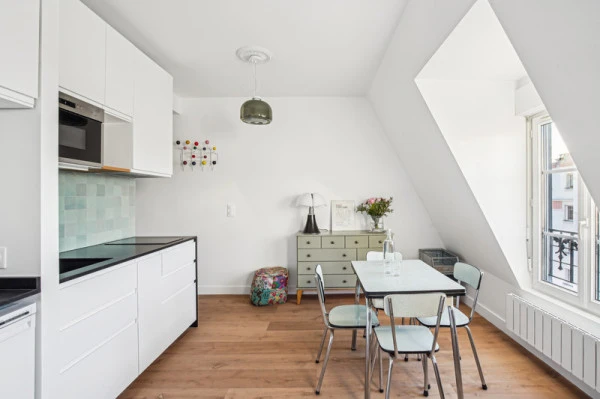 Aménagement d'un studio sous les combles, Asnières sur Seine 
