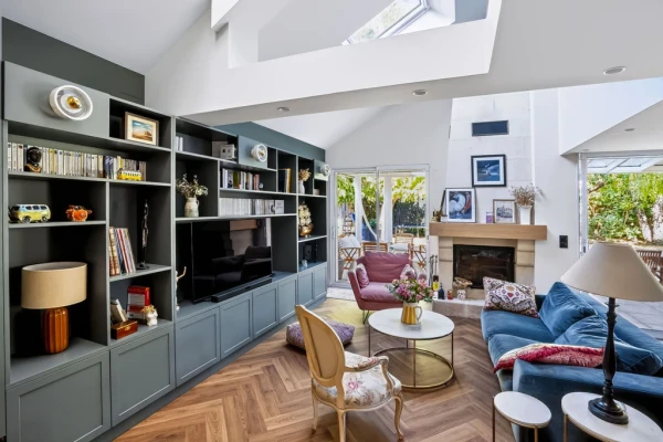 Meuble Tv sur mesure. 